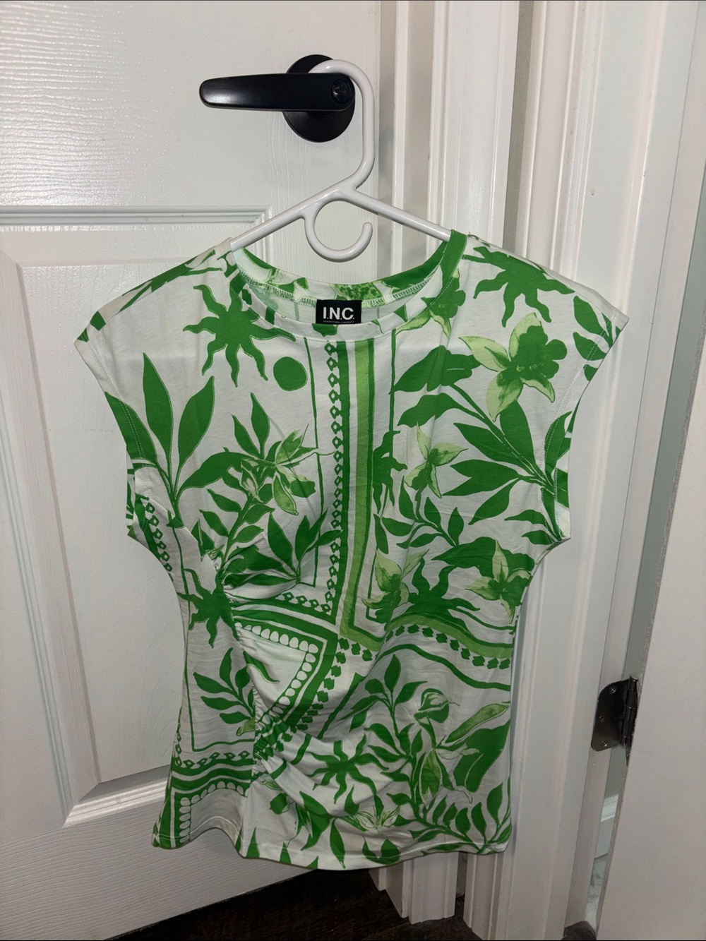 INC International Concepts Green and White Floral Cap-Sleeve Top